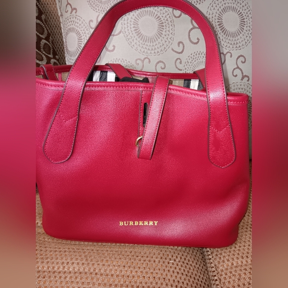 Burberry Handbags - Burberry purse with matching makeup bag